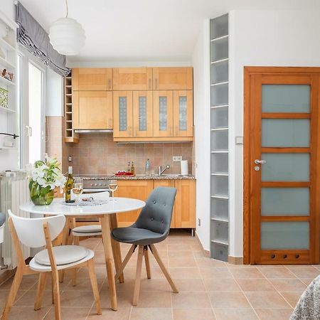 Rent Like Home - Aleja Wyzwolenia 10 Варшава Екстер'єр фото
