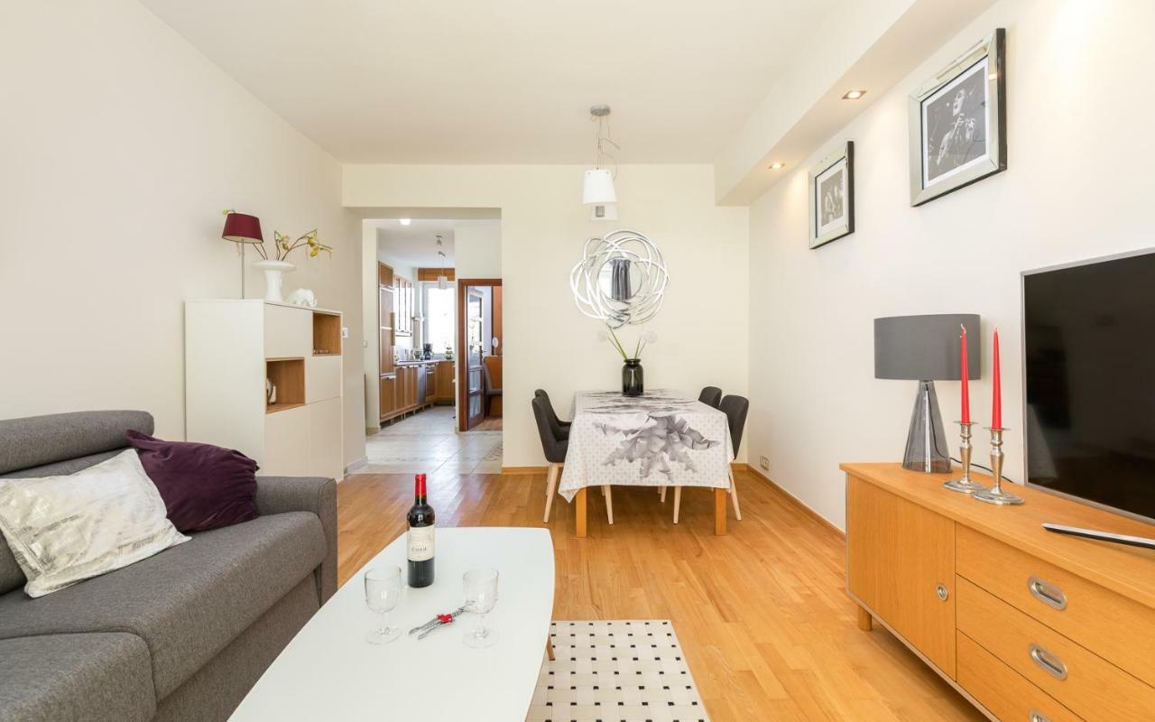 Rent Like Home - Aleja Wyzwolenia 10 Варшава Екстер'єр фото