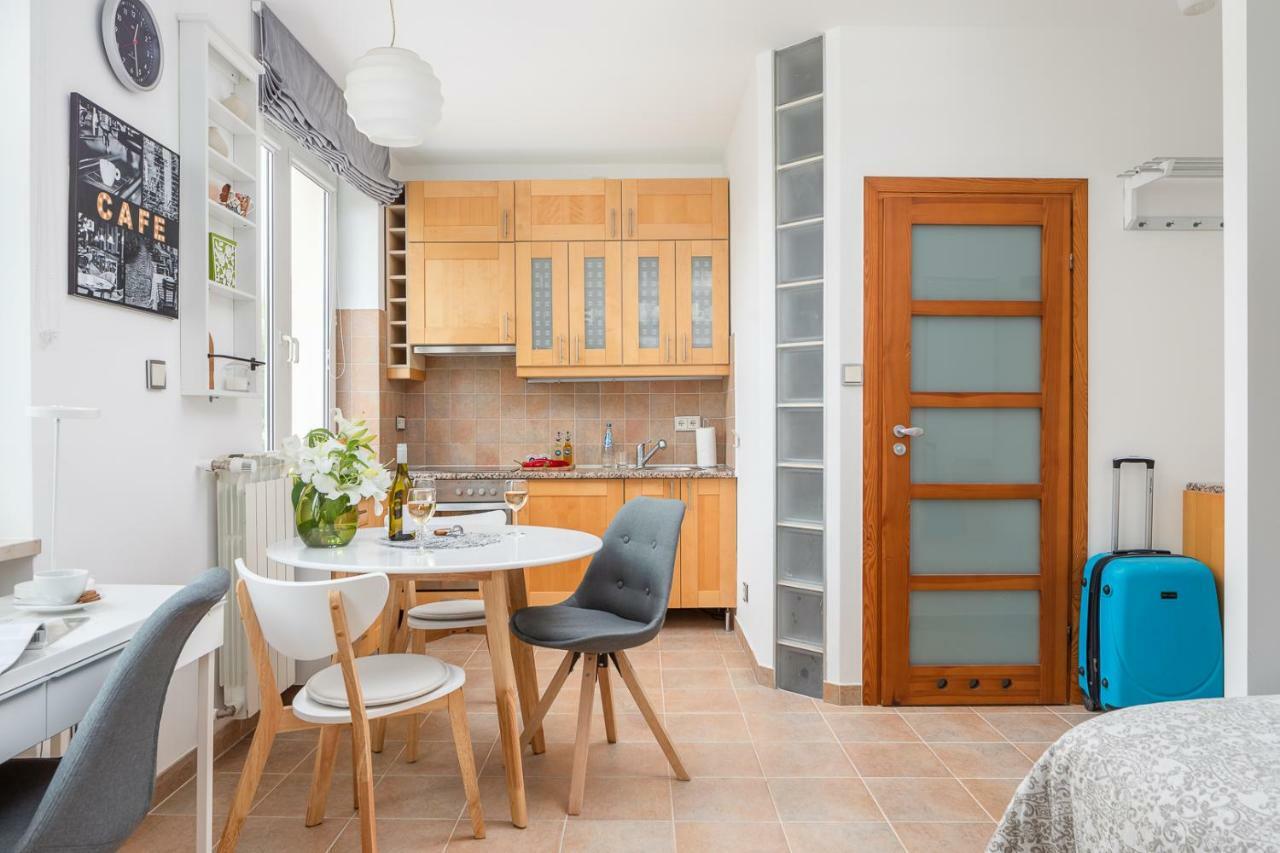 Rent Like Home - Aleja Wyzwolenia 10 Варшава Екстер'єр фото